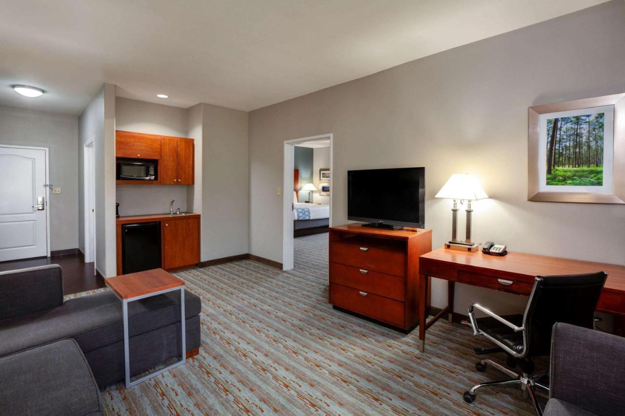Comfort Inn & Suites Cleveland Exteriér fotografie